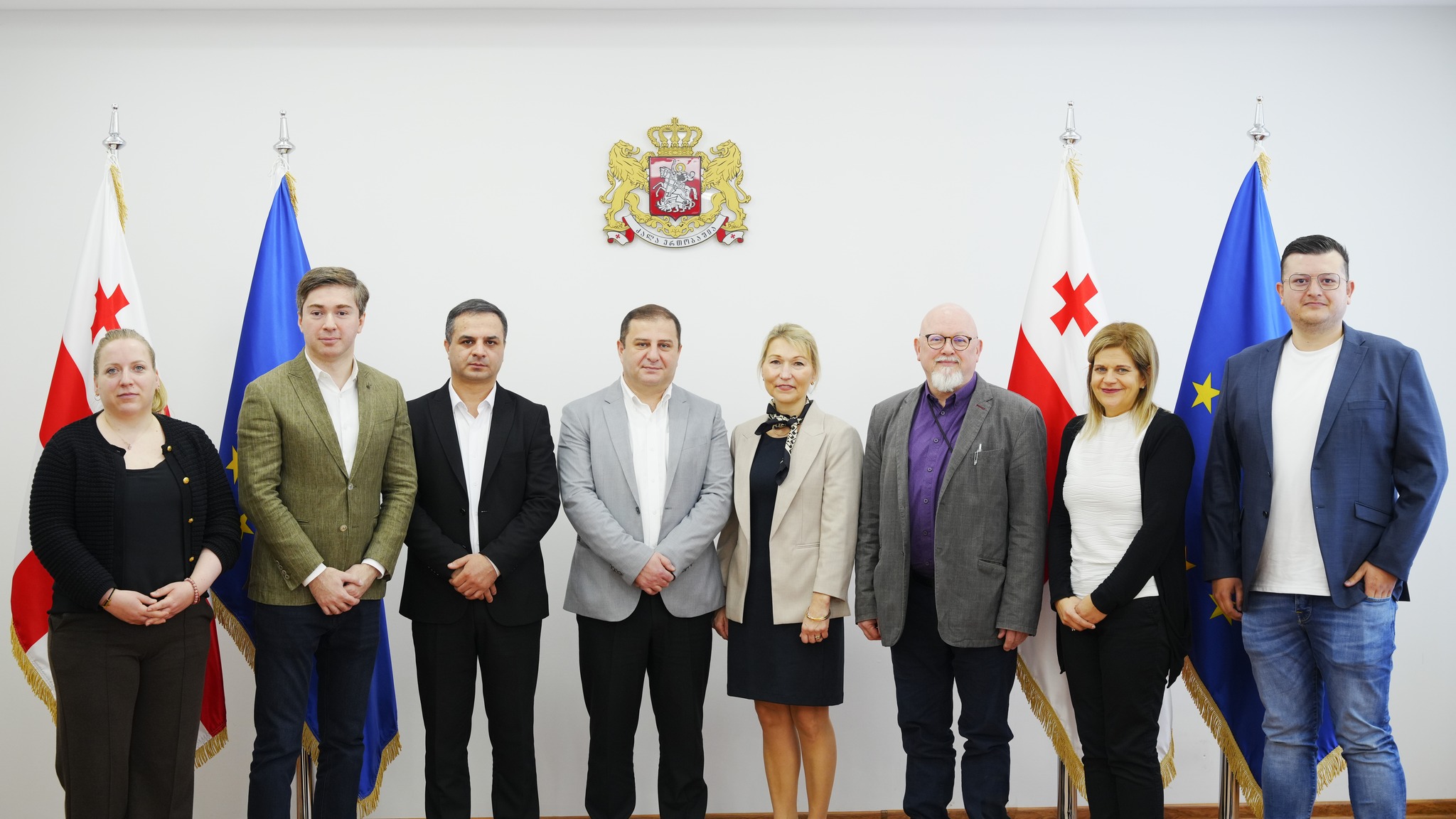 დანაშაულის პრევენციის, არასაპატიმრო სასჯელთა აღსრულებისა და პრობაციის ეროვნული სააგენტოს უფროსი ბესიკ მეურმიშვილი CEP-ის ტექნოლოგიების ექსპერტთა ჯგუფს შეხვდა.