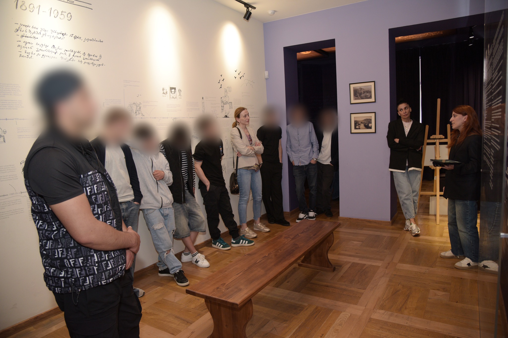 დანაშაულის პრევენციის, არასაპატიმრო სასჯელთა აღსრულებისა და პრობაციის ეროვნული სააგენტოს არასრულწლოვანი ბენეფიციარები, სარეაბილიტაციო პროგრამის ფარგლებში, გალაკტიონ ტაბიძის მემორიალურ სახლ-მუზეუმს ესტუმრნენ.